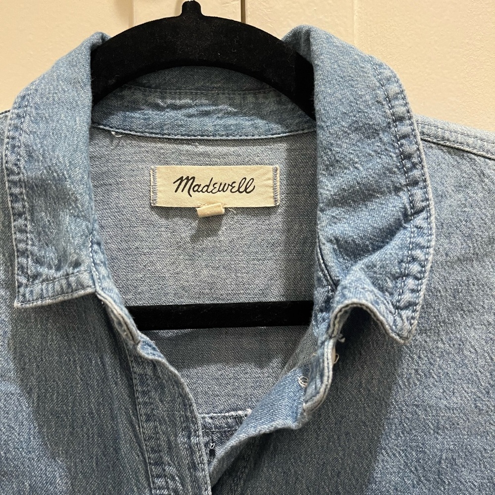 Madewell Light Blue Short-Sleeve Button-Down Denim Shirt - Picture 3 of 4